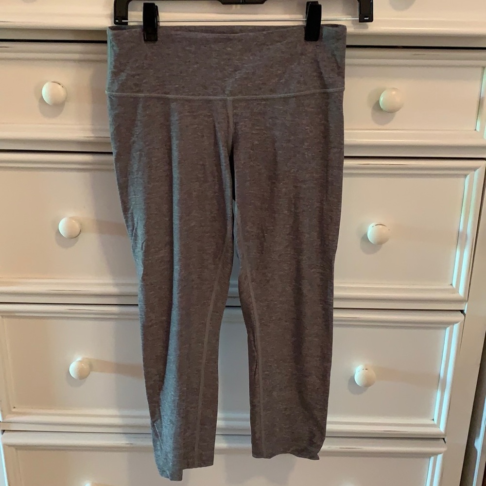 Lululemon high waisted cropped leggings